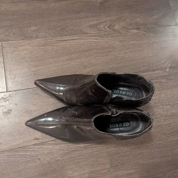 Heels - Picture 4 of 4